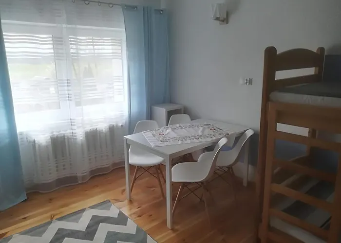 Kwatera prywatna Wczasowa 73 *